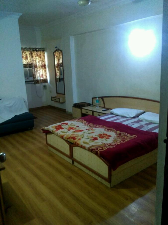 Rajshree Hotel 아흐메다바드 외부 사진