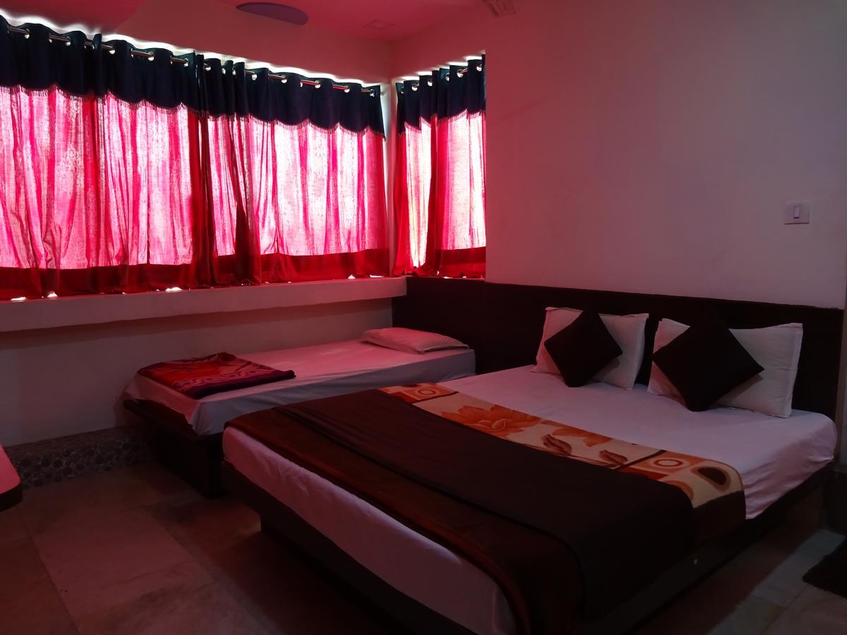 Rajshree Hotel 아흐메다바드 외부 사진